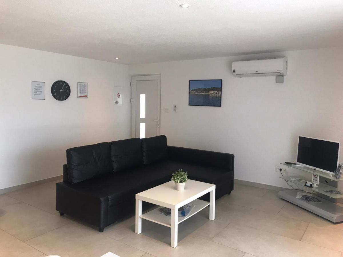 Villa Melassy Makarska Exterior photo